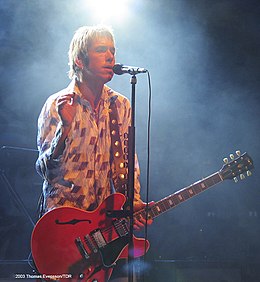 Per Gessle uppträder live i Helsingfors, september 2003.
