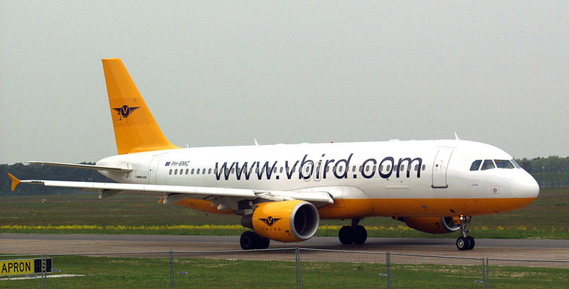 Fil:VBird A320 in Gelb (PH-BMC).jpg