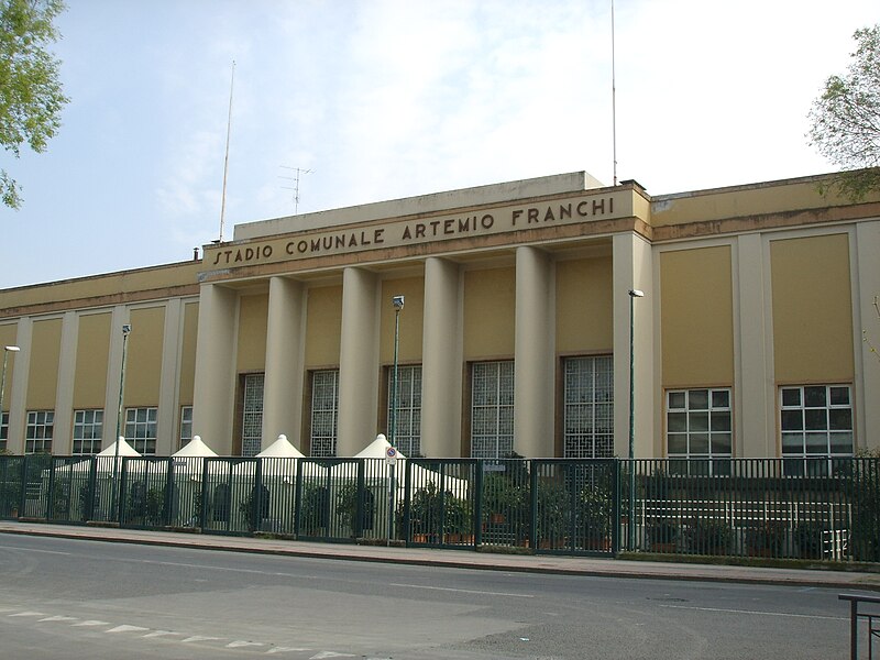 Fil:Entrata artemio franchi.JPG