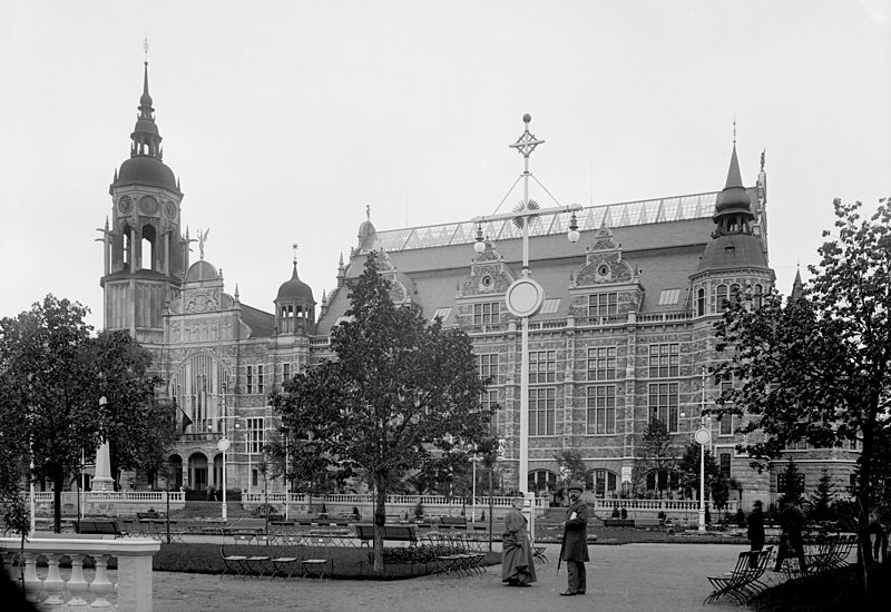 Fil:Nordiska museet 1897.jpg