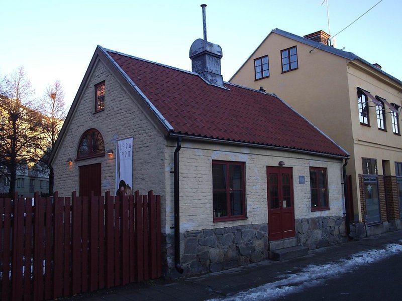 Fil:Sista supen, Norrköping. Small house from 1760 in Norrköping.JPG