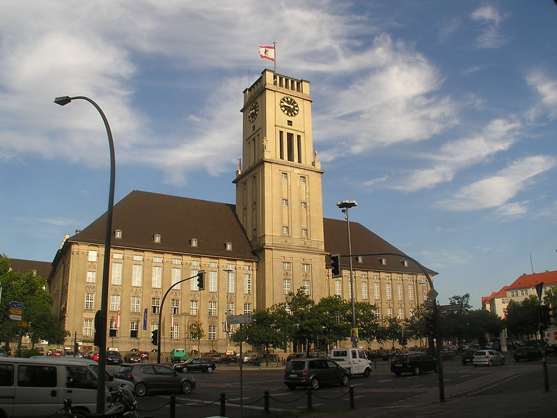 Fil:2006-08-07 Rathaus Schoeneberg.jpg