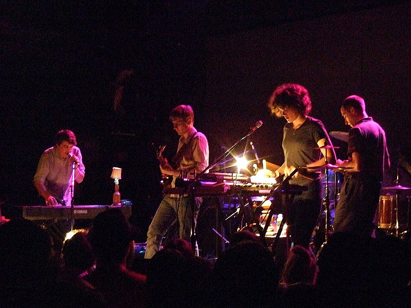 Fil:SunsetRubdown-BoweryBallroom(October9,2007).jpg