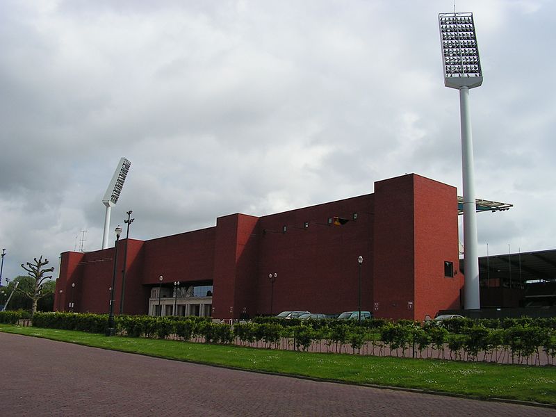 Fil:Heysel-Stadium.jpg