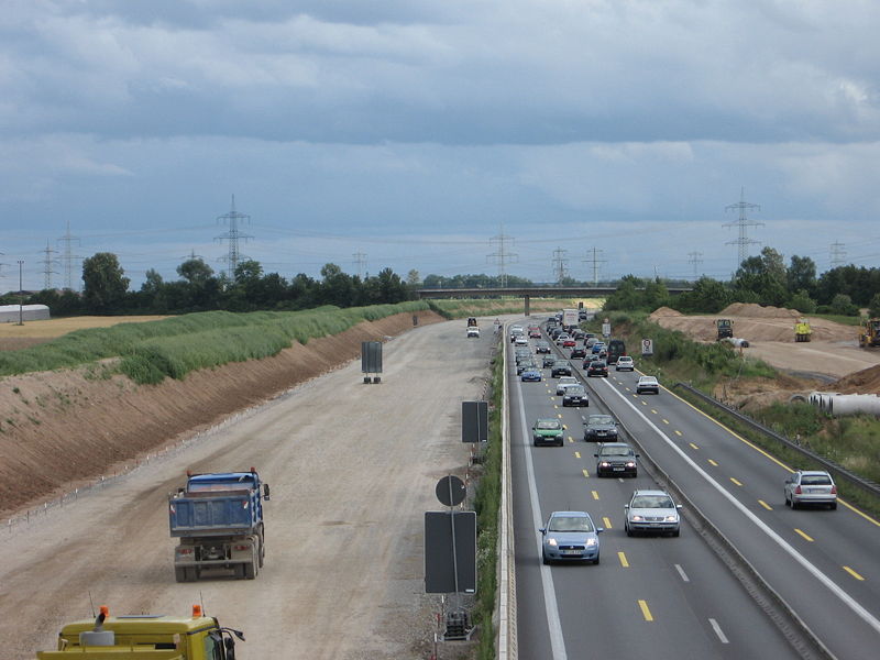 Fil:4plus0 Verkehr.jpg