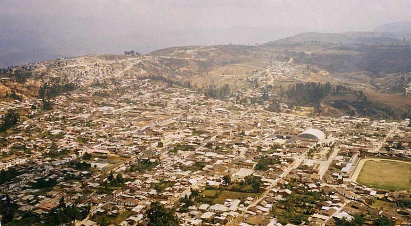 Fil:Chachapoyas air.jpg