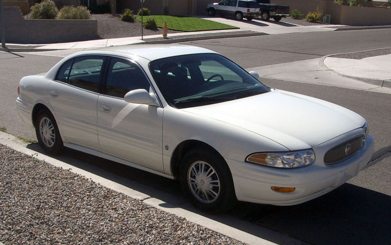 Fil:Buick lesabre front right.jpg