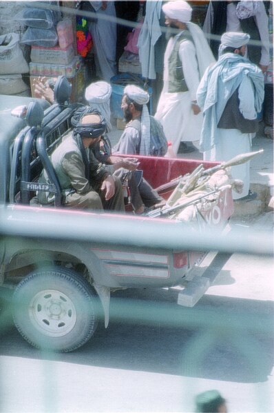 Fil:Taliban-herat-2001.jpg