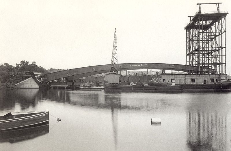 Fil:Vaesterbron 1933.jpg