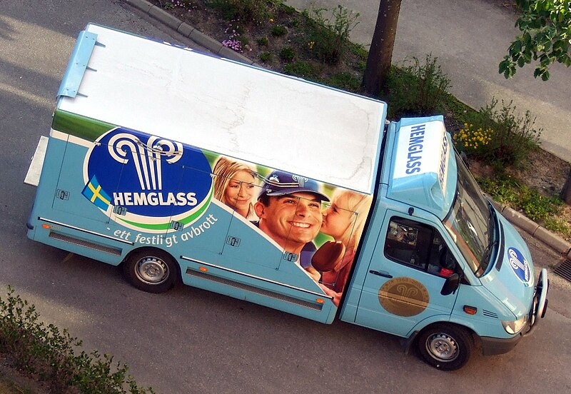 Fil:HemglassIceCreamVan.jpg