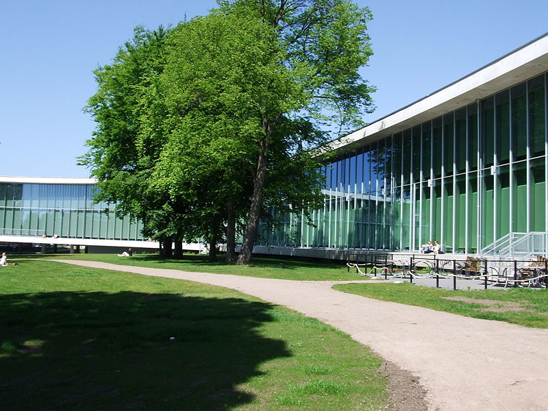 Fil:Stadsbiblioteket, Halmstad.JPG
