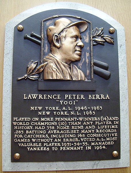 Fil:Yogi Berra Plaque.JPG