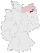 Landkreis Mecklenburg-Strelitz (mörkröd) i Tyskland