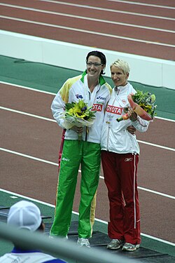 Jesień till höger tillsammans med Jana Rawlinson från VM 2007.