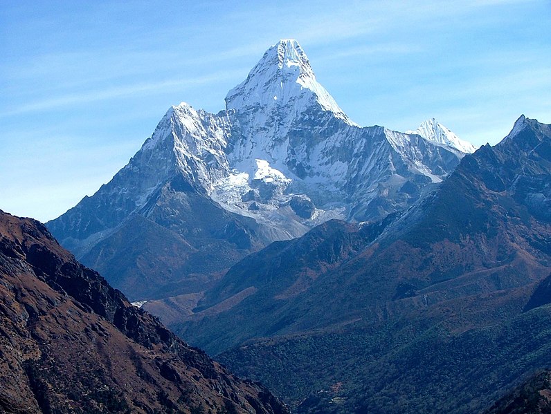 Fil:Ama Dablam.jpg