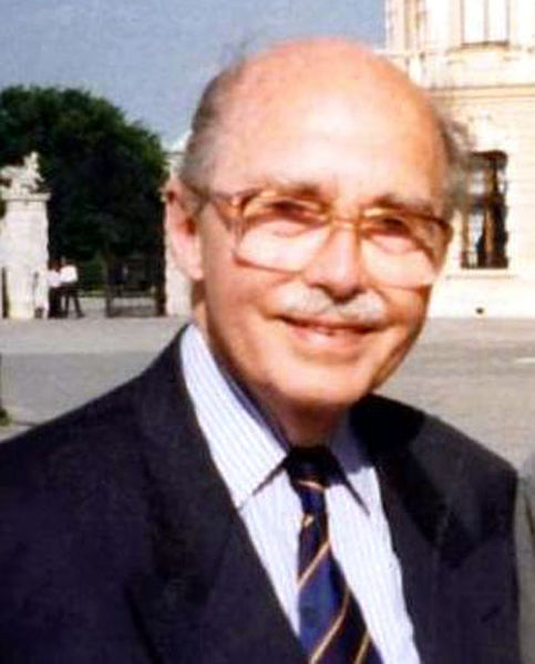 Fil:Otto von Habsburg Belvedere 1998 c.JPG