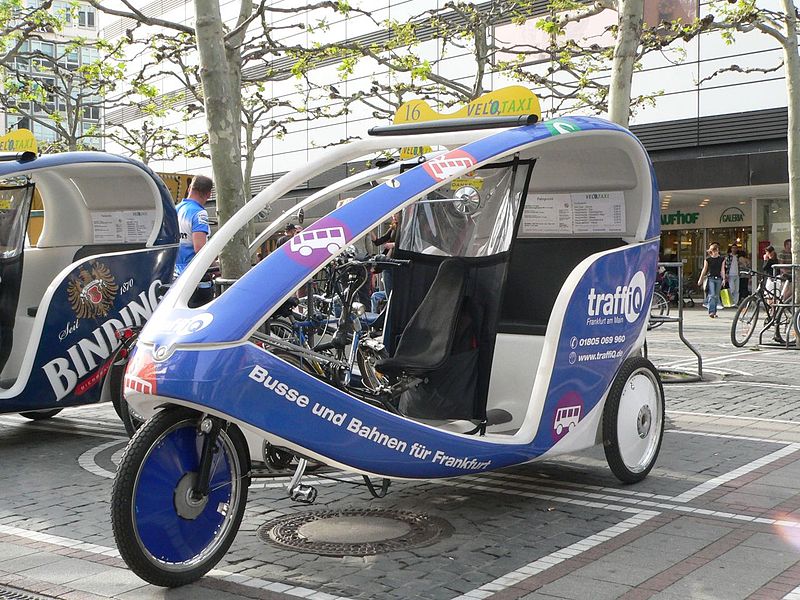 Fil:Frankfurt Velotaxi.jpg