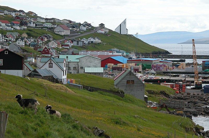 Fil:Toftir, Faroe Islands.JPG